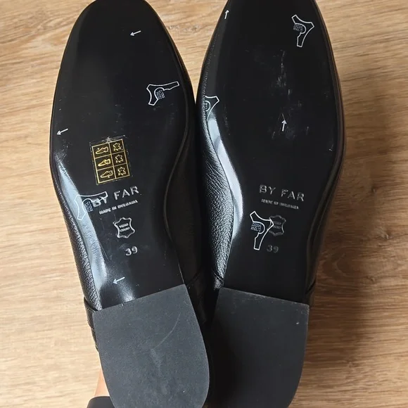 NWOB BY FAR Black Gloss Etta Slippers SZ 39 - Picture 4 of 8